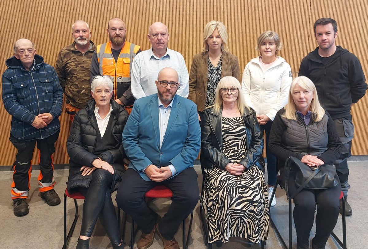 MacManusChris's tweet photo. Delighted to meet with Community Employment Supervisors in #Bailieborough in #Cavan yesterday with Cllr Paddy McDonald. These workers play a critical role in our communities but have been denied a pay rise for 14 years. We need recognition of work involved in CE Supervisor roles. https://t.co/aDbQAzo1RI