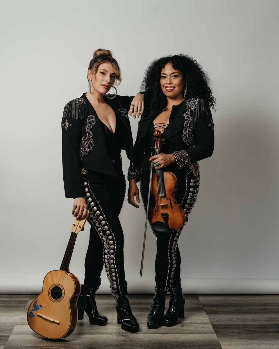 FoCoLincolnCtr's tweet photo. Founded in 2008, @flordetoloache started out singing on the subways of NYC as a way to get their name out. Today, NY’s first &amp; only all-female mariachi band is a Grammy Award-winning group that performs to sold-out audiences across the globe.

Read More ➡️ https://t.co/o3L3annGb8 https://t.co/sfTXKInFx1