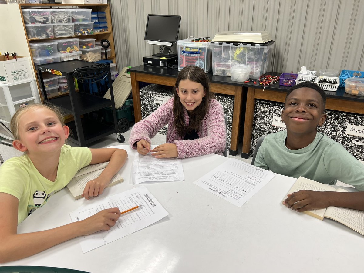 MBE 5th grade student led literature circles keep our students engaged and deepen their understanding of books. Reading is fun! <a href="/HumbleISD_MBE/">Maplebrook Elem</a> #MBEisfamily <a href="/HumbleISD_ADV/">Humble ISD Advanced Learning</a> #HumbleGT