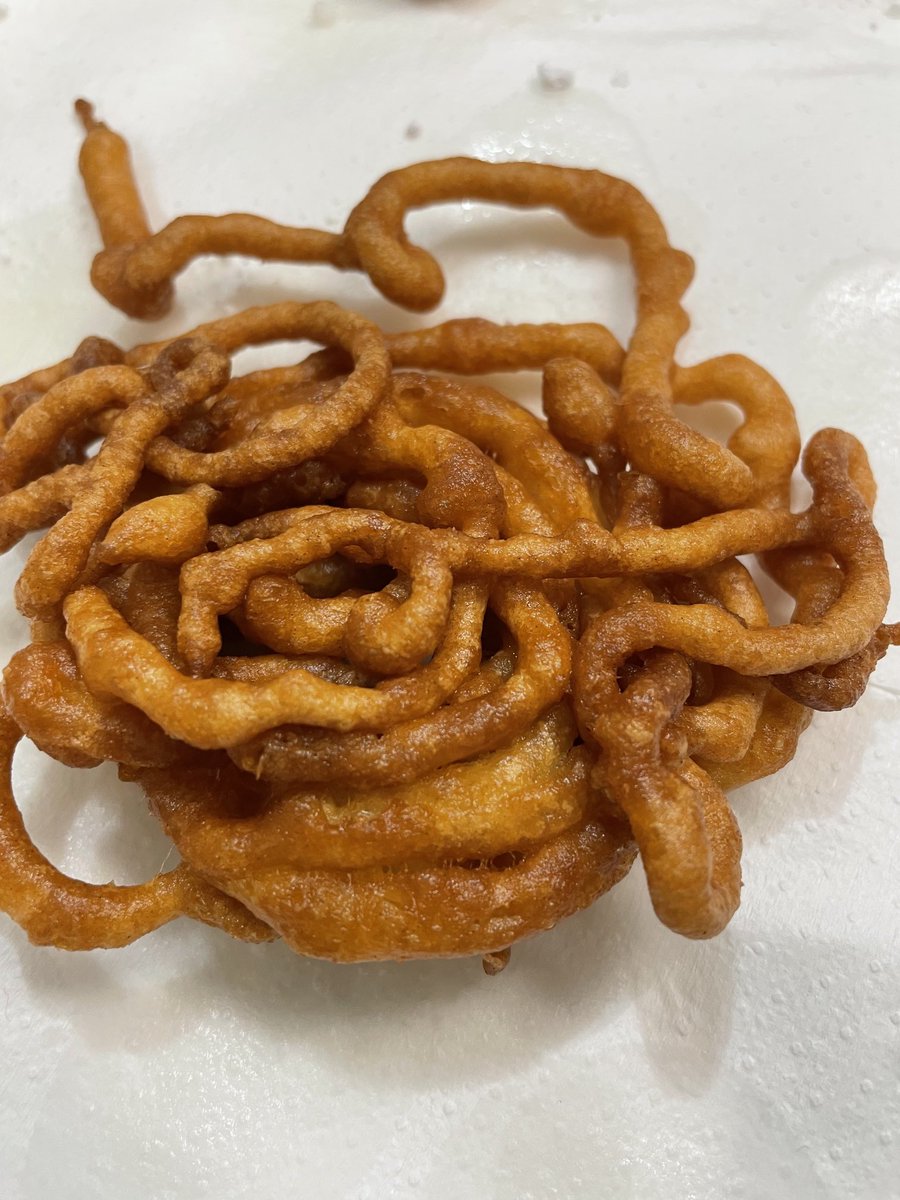 Happy Friday!!!! Today hospitality students created fried Oreos and funnel cakes using the deep frying method! ⁦<a href="/HumbleISD_WMS/">Woodcreek Middle</a>⁩ ⁦<a href="/Moye_Education/">Dr. Alan Moye</a>⁩ ⁦<a href="/HumbleISD_CTE/">Humble ISD CTE</a>⁩