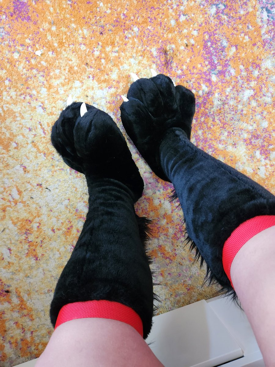 FurZombie Studios tweet media