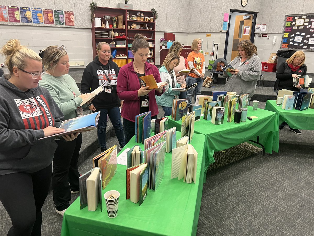 Holly Mueller tweet media