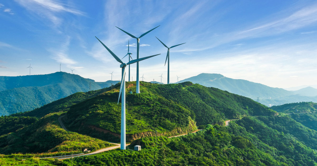 The ever-changing challenge of #sustainability can help bring businesses together. Find out how you can work with competitors in your sector to become a #fitforthefuture business via <a href="/VodafoneBiz/">Vodafone Business</a>: #FFTF bit.ly/3CBWuEg