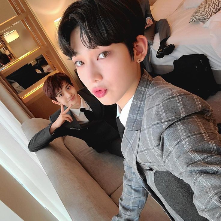 luvingsvnoo's tweet photo. 생일 축하해요 희승 형!! 🥳💕
#HEESEUNG #SUNOO #ENHYPEN https://t.co/znH2n4oaZl