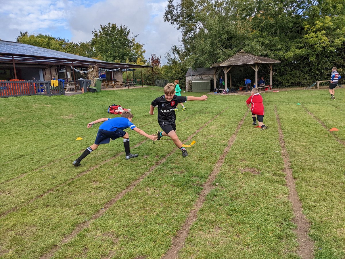 thedellschool's tweet photo. Great turnout today for rugby club and great ball skills too! #healthyconfidentindividuals https://t.co/Yg3LPvgvzI