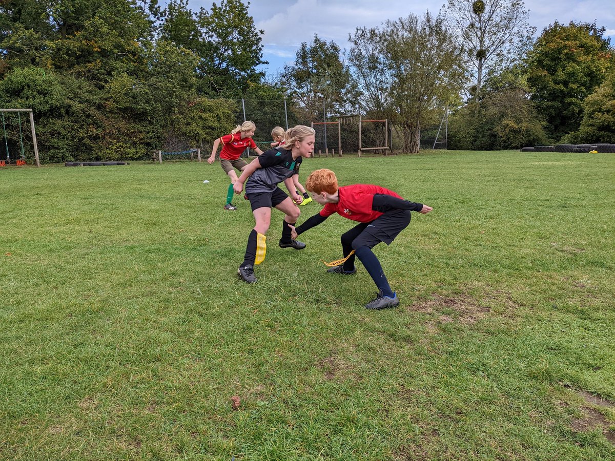 thedellschool's tweet photo. Great turnout today for rugby club and great ball skills too! #healthyconfidentindividuals https://t.co/Yg3LPvgvzI
