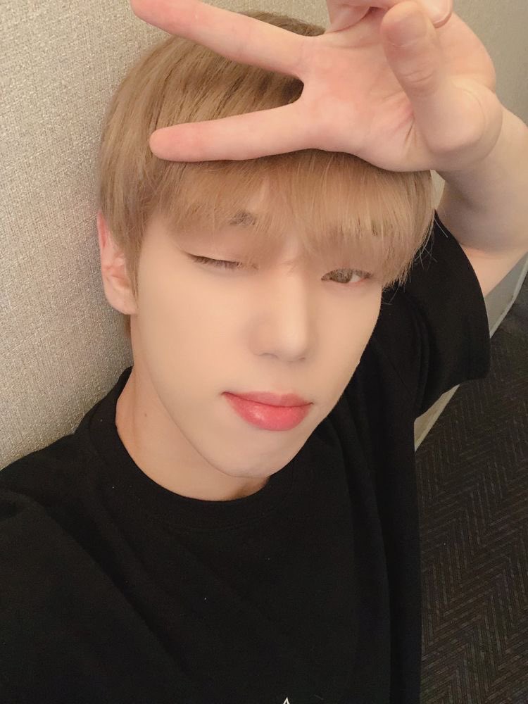 archivekbk's tweet photo. hello!🧡

@official_ACE7 • #ACE • #ACE_BYEONGKWAN • #에이스 • #에이스_김병관 🐰 https://t.co/tkAfVtCnPd