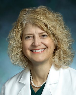 Congratulations to Dr. Shenandoah 'Dody' Robinson for becoming president-elect of the American Academy of Neurological Surgery (@AANSNeuro). She is the first woman to hold this position. @HopkinsNsurg