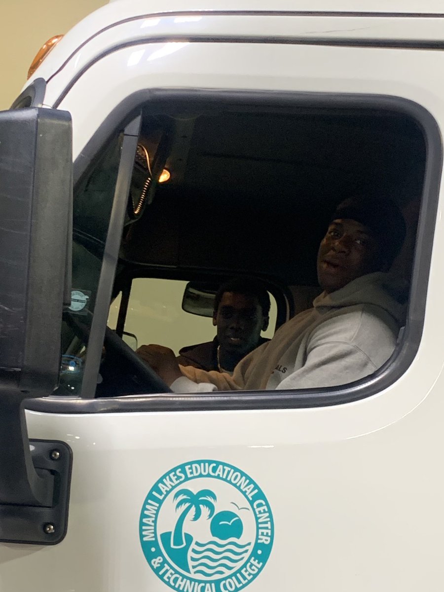 Miami Edison students exploring various programs and career opportunities at the Career Expo.
<a href="/MDCPSTechCollgs/">M-DCPS Technical Colleges</a> 
<a href="/VernattaLee/">Vernatta Lee-Morrison</a> 
<a href="/TeamDFlores/">Damian Flores</a> 
<a href="/sandrahawk6858/">Sandra Hawkins</a> 
<a href="/TeamDFlores/">Damian Flores</a> 
<a href="/miamiedisonsr/">Miami Edison Senior</a>