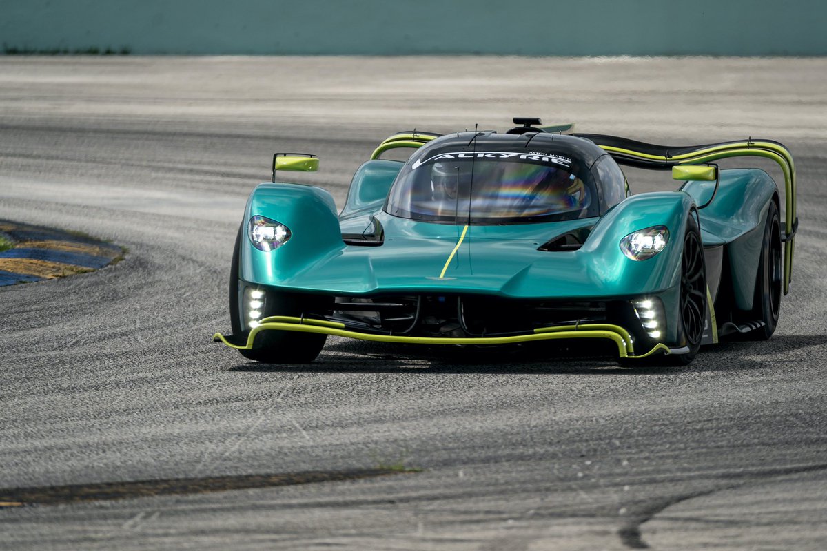 Friday poll after a discussion earlier this week.

Track-focused GT2 RS breathed on by <a href="/manthey_racing/">Manthey</a> or the fully track ready <a href="/AMR_Official/">Aston Martin Racing</a> Valkyrie Pro?Both engineering &amp; tech masterpieces, but…which is a more impressive track car, &amp; which would you rather take to a circuit?