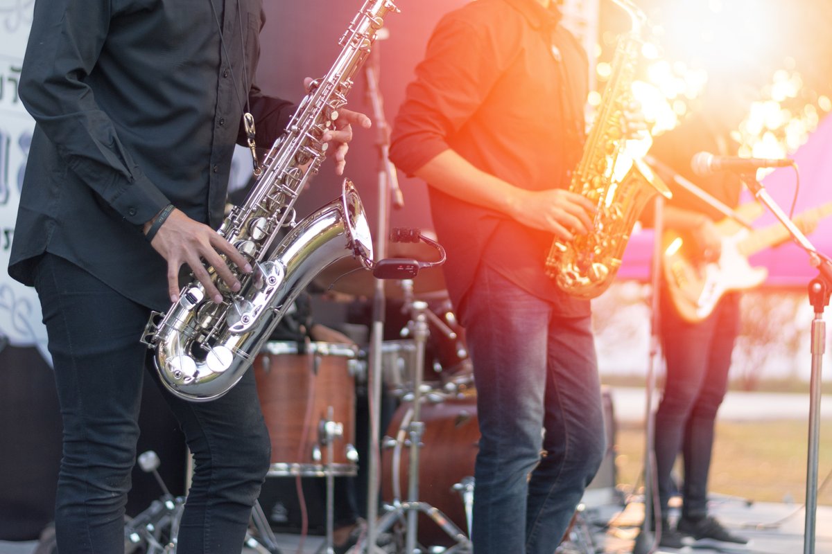 MajorScoreP's tweet photo. Horn charts - Vocal &amp; Show band sheet music (PDF)
https://t.co/A5Ycfx4wnM

#sheetmusic #music #musician #musicians #singer #vocal #singersongwriter #sax #trumpet #trombone #piano #guitarplayer #bassmusic #drums #drummer #Entertainment  #livemusic #events #hornsection #hornplayer https://t.co/bsG5AIqRzu