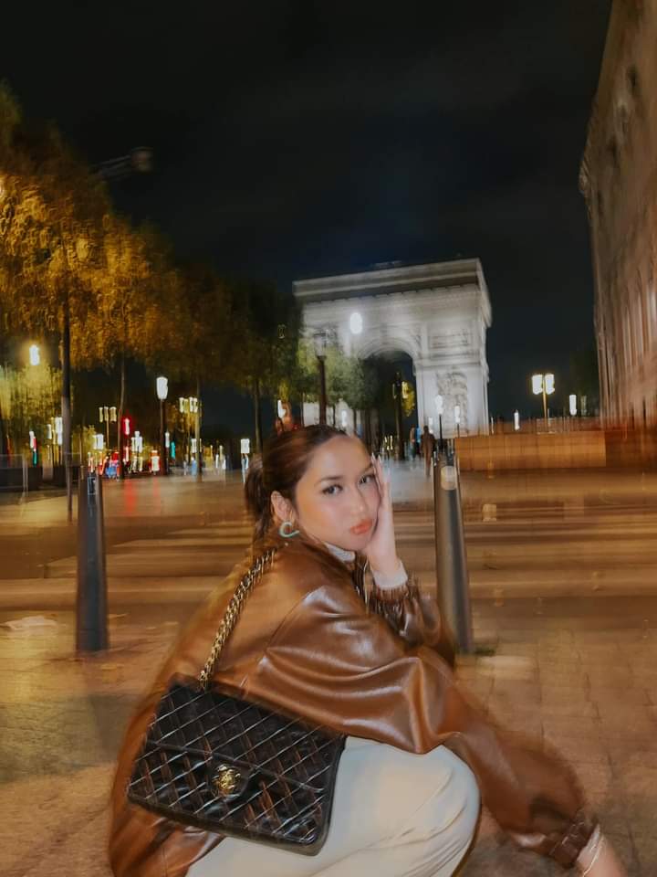 _rivaislifee's tweet photo. it girl. https://t.co/LkFOSkR0JP