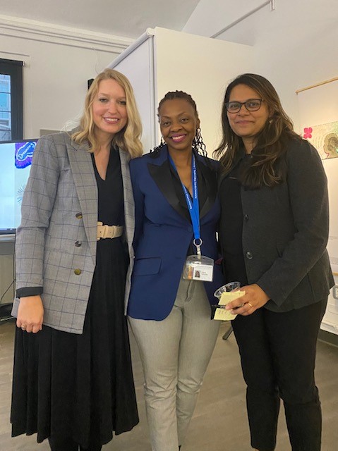 UAlbanyEdu's tweet image. The @CapDistWP Freedom Dreaming Exhibit at @TCDigitalFuture is open and it is amazing! A special thanks to @SealeyRuiz for joining us for the opening gallery talk last night. The exhibit will be open 10/13-27 in the DFI Gallery at @TeachersCollege.