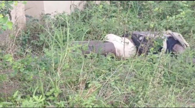news_ghana's tweet photo. Kwesi Alhaji found dead at Kasoa Opeikuma High Tension https://t.co/mQwfmKmudR #News #identified #Kasoa #KwesiAlhaji #Manfounddead https://t.co/SQPoB1koMb