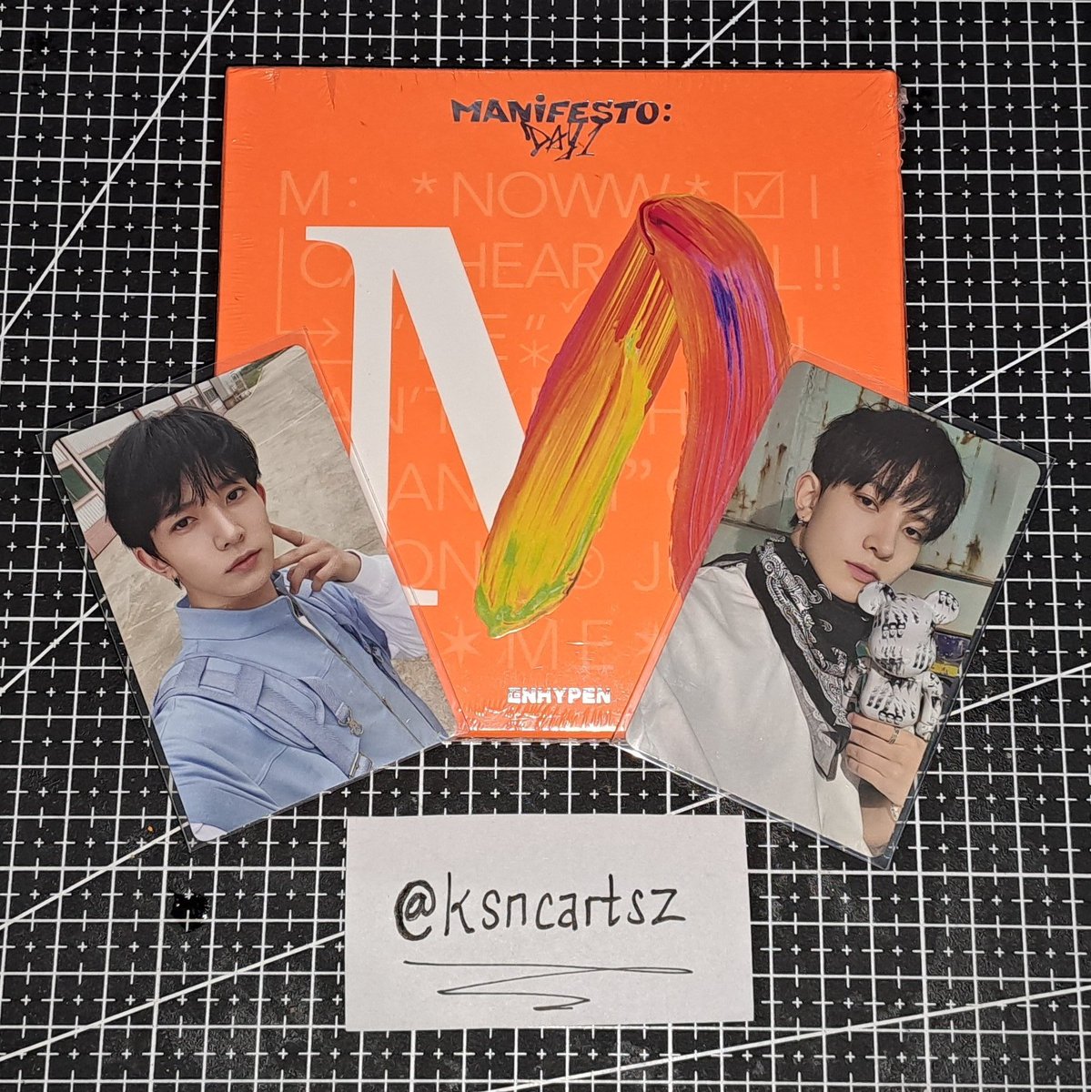 ksncartsz's tweet photo. ꒰ HEESEUNG BIRTHDAY GIVEAWAY ♡ ꒱ 

⤷ 1 Winner of Sealed Engene M Ver.
⤷ 1 Winner of Hee Bearbrick
⤷ 1 Winner of Hee WV Album PC

- must be following me
- rt &amp; like this tweet
- reply your fave HEESEUNG SELCA w/ his bday tags !
- tag your moots !

@ENHYPEN_members
@ENHYPEN https://t.co/sn3IT4E9so