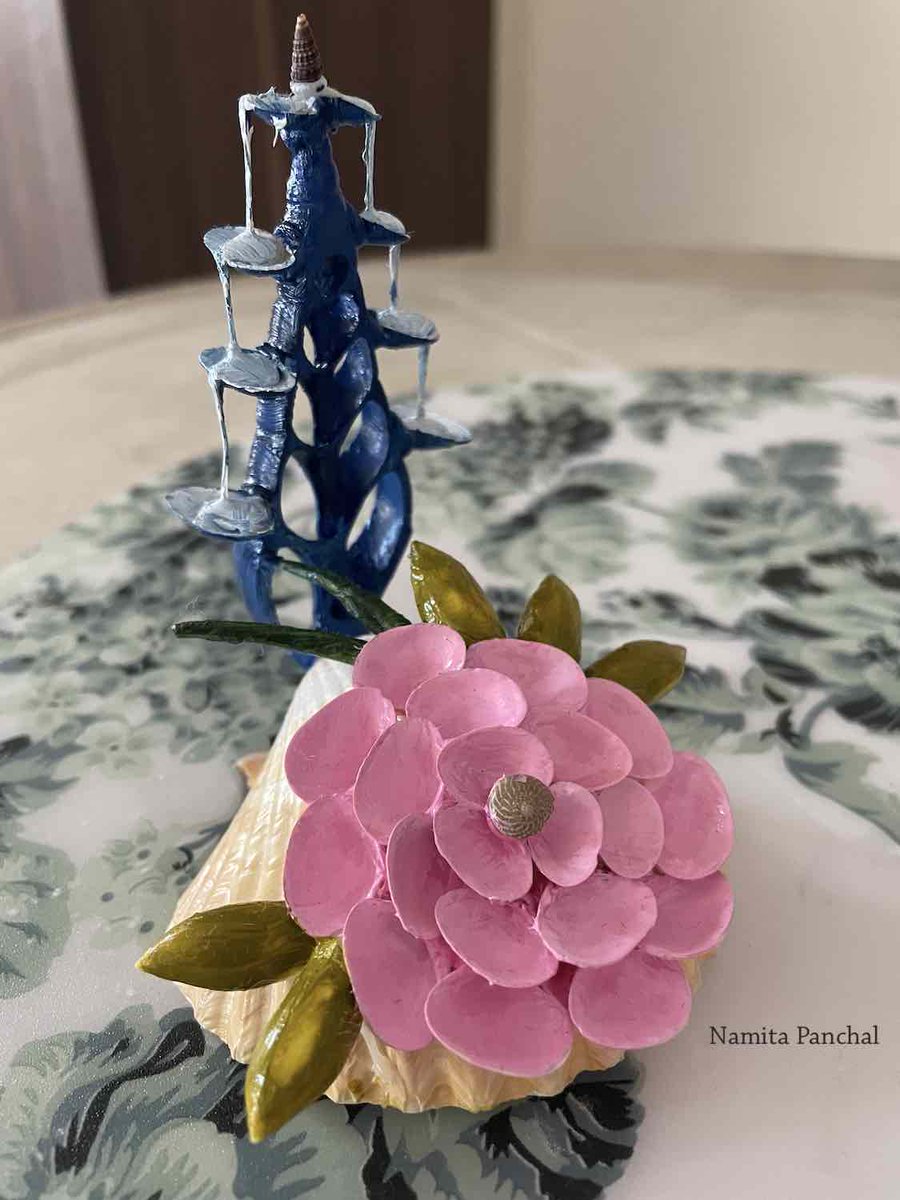 Namitayp's tweet photo. Check out my new DIY article on @DiYvinci
Learn how to make a Seashell showpiece on our website 🐚 https://t.co/6Z3QRdpKa5
#seashell #showpiece #project #learning #crafts #handmade #timetogetcreative #timetogetcrafty #project #craftytime #craftoftheday #diy #craft #diycrafts https://t.co/dPCdSHmvaY