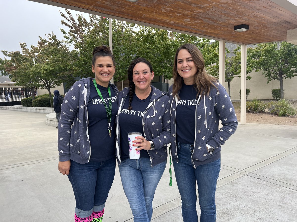 Love our SS7 team! #matchymatchy #teamUMS #UMStwitterBingoV5