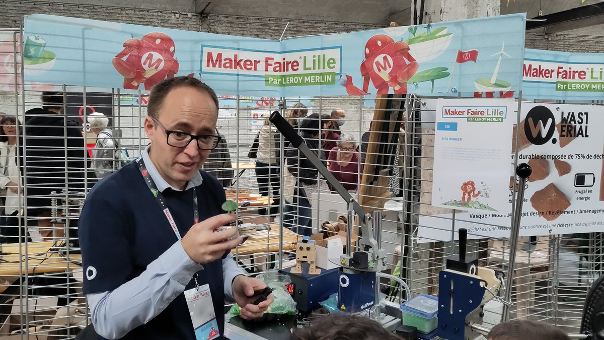 RFFLabs (@rfflabs) on Twitter photo Egalement sont présents <a href="/Handifablab/">HandiFablab ♿️🎮</a> - Yes We Fab - <a href="/RepairCafeFr/">Repair Café France</a> (HDF) - <a href="/reseau_canope/">Réseau Canopé</a> - <a href="/HoliMaker/">HoliMaker</a> Egalement sont présents <a href="/Handifablab/">HandiFablab ♿️🎮</a> - Yes We Fab - <a href="/RepairCafeFr/">Repair Café France</a> (HDF) - <a href="/reseau_canope/">Réseau Canopé</a> - <a href="/HoliMaker/">HoliMaker</a>