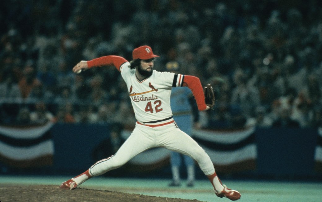 andybankertv's tweet photo. #Bruuuuuuuuuuuuuuuuuuuce
😥💔StLCards #Engine42
#BruceSutter https://t.co/UmSeTgt2GR
