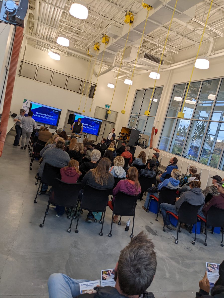 peter_mal's tweet photo. Over 500 prospective students are spending the day with @OldsCollege learning about programs and what's happening on the Smart Farm. https://t.co/pVBjz07Hp8