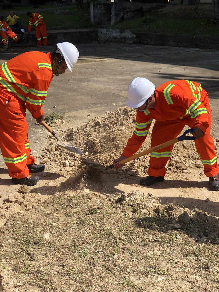 ipjgregorio's tweet photo. Continúa el trabajo en el polígono de la familia de la #construcción 🦺 https://t.co/6VmfjqtuYR