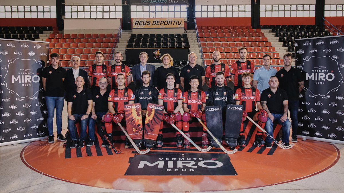 ReusDeportiu's tweet photo. 🤝 Gràcies pel suport, @VermutMiroReus  

🤞 Esperem brindar per molts èxits

#ForçaReus https://t.co/63eR4SIJH5