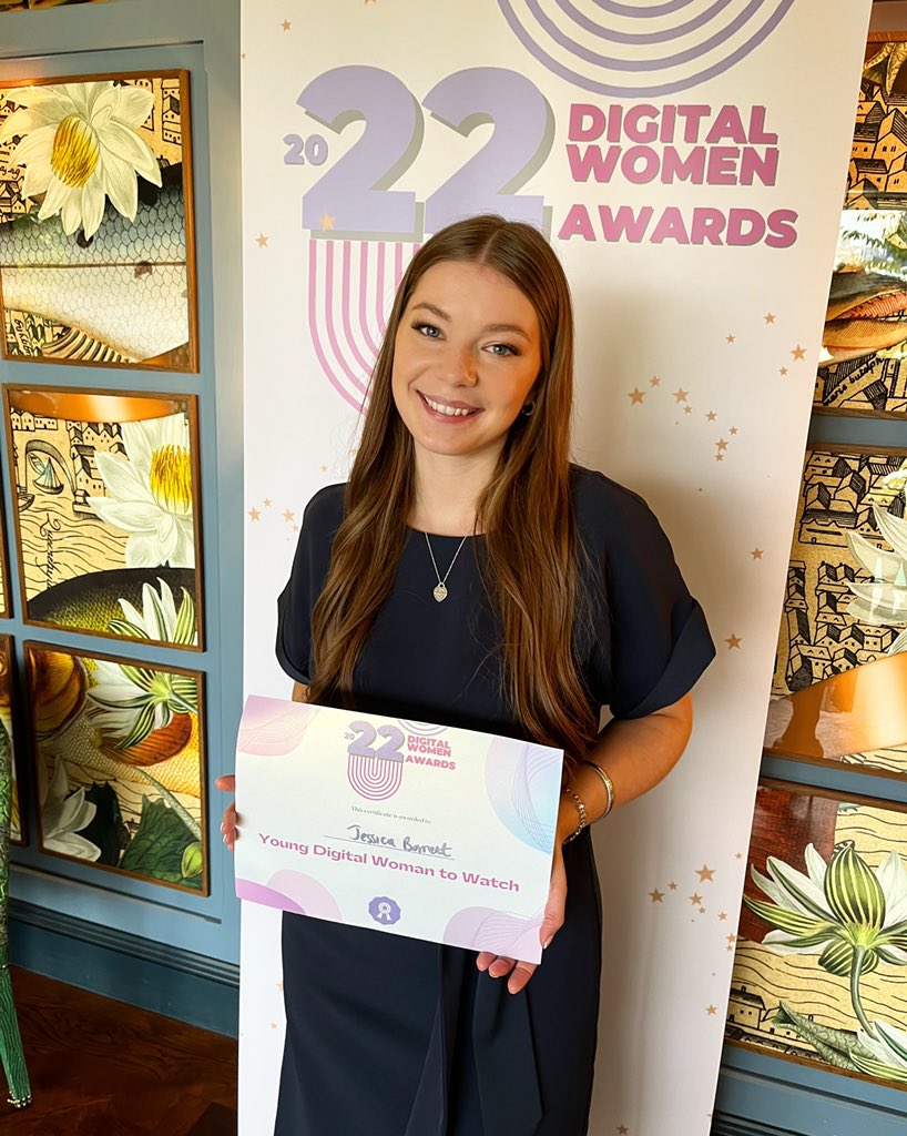 jessbarrettuk's tweet photo. Young Digital Woman to Watch 👀🥰🎉

Thank you so much to the Digital Women network for hosting such a great event. I loved meeting so many other incredible and inspirational women in the marketing sphere.

Watch this space! 

#marketing #digitalwomenawards22 #awards https://t.co/5fv7nDYH31