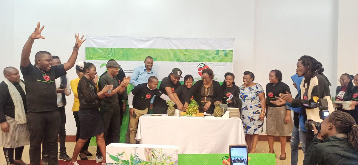 Liz_Kimani's tweet photo. Our #ZeroHunger Social Movement just launched at our Food Festival @aphrc as we celebrate #WorldFoodDay2022 

The social movement is aimed at creating a narrative shift  to food as a #HumanRight; a #CommonGood &amp; a #PublicGood to ensure #UniversalFoodAccess to #LeaveNoOneBehind https://t.co/zgRBPLm5gD