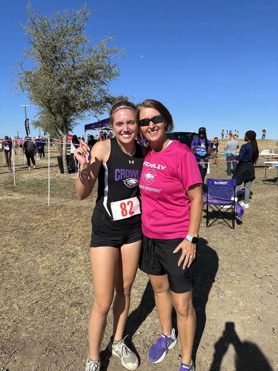 Placed at the district meet!! I’m so proud of all of these girls! 😎💕