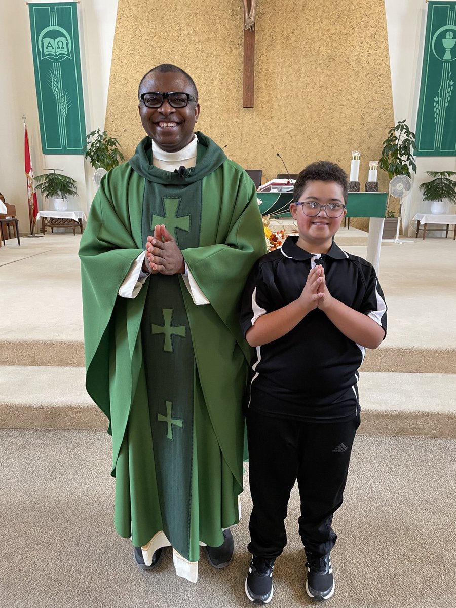 alcdsb_sttm's tweet photo. Lots to be thankful for at mass today - especially thankful for C’s opportunity to make his first communion! 🙏🏻⁦@alcdsb⁩ #ALCDSBformed https://t.co/49RDSPjTCj