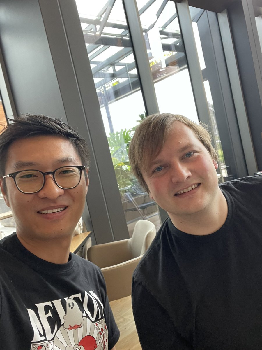 wenqingyu's tweet photo. Had so much fun in  #ETHGlobal  Hackathon and #DevConBogota! Innovative ideas, awesome events and inspirational people everywhere! 

Met @StaniKulechov in Café and explored his cool NFTs and @LensProtocol handle on #MashMesh! Let’s roll out more interesting stuff on @Knn3Network! https://t.co/USfTbjiIyw