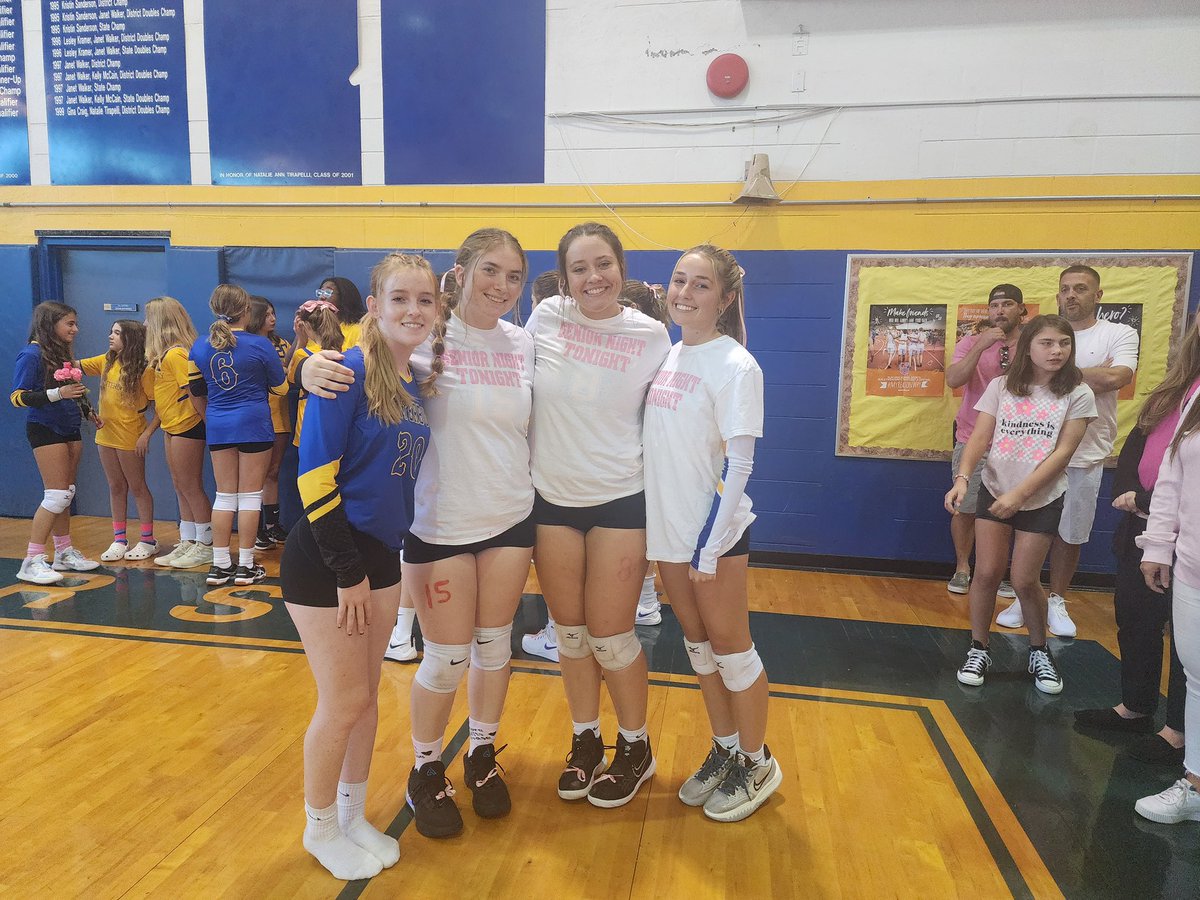 Lorry_Brutcher's tweet photo. @CannonKaili 

One of Kailis teammates wrote this speech for her and presented it on senior night for volleyball ❤️ 

We can’t wait to see what the future holds for you Kaili!!!! We are extremely proud of the leader you have become! https://t.co/LTinq5vgJr