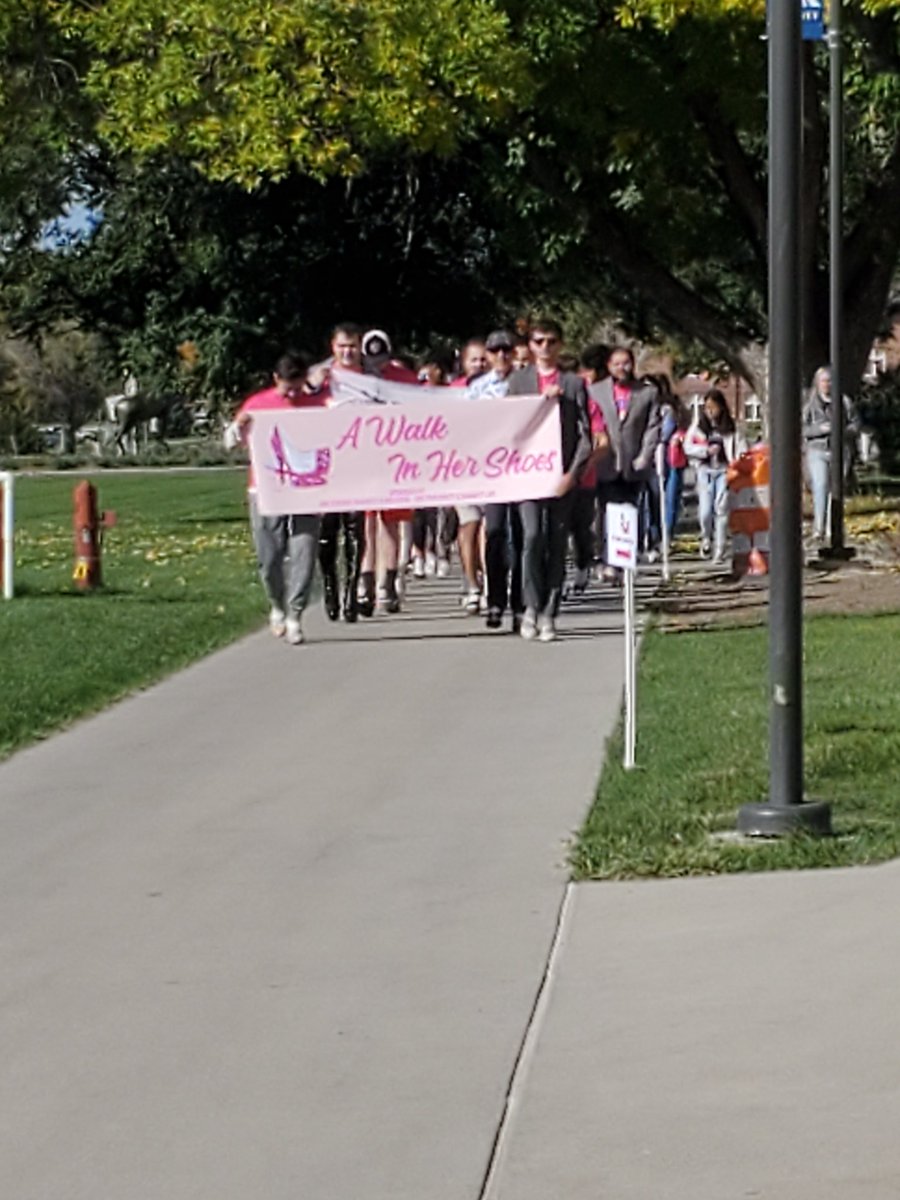 DrErinSweeney's tweet photo. Today's @UNKdailymile is a walk in her shoes! #PrevenrGenderViolence https://t.co/GtVvB2D9lp
