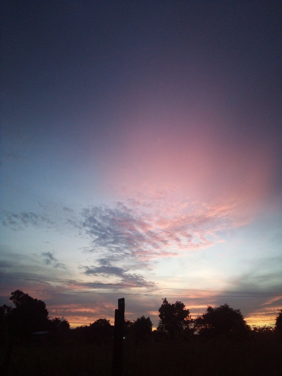 El amanecer es lindo <3