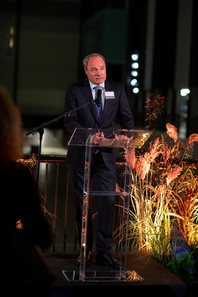 I was back at Tate Modern on Wednesday evening to celebrate the opening of the EY Exhibition: Cezanne. 
So proud EY are supporting this 5 ⭐️show. Book tickets here 🎫👉 tate.org.uk/whats-on/tate-…
#EYArts #PaulCezanne