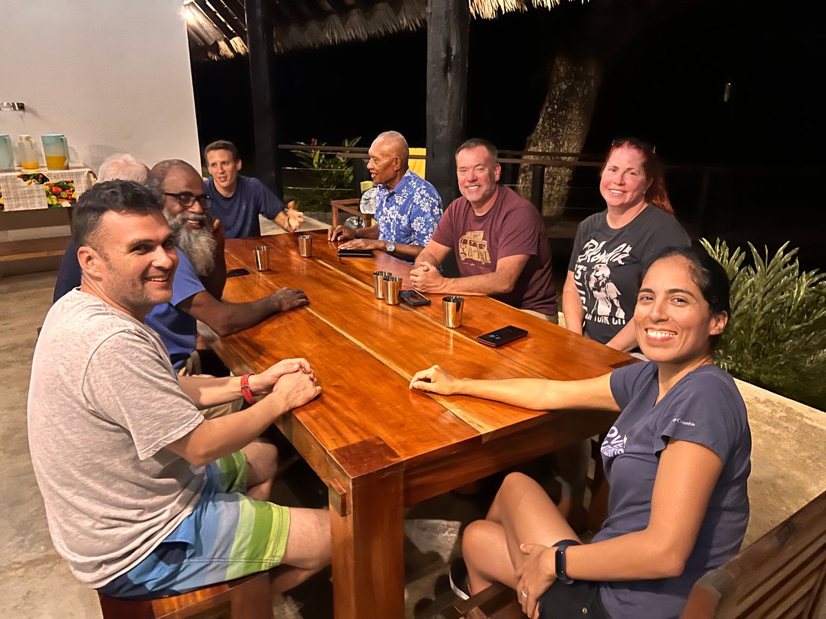 shepardeye's tweet image. A special thank you to this wonderful team that traveled to Fiji with Dr. Goodman and helped serve the lovely people of the South Pacific! You all did an amazing job, and we are grateful for all the long hours and hard work.#teamwork #eyecare #helpingothers