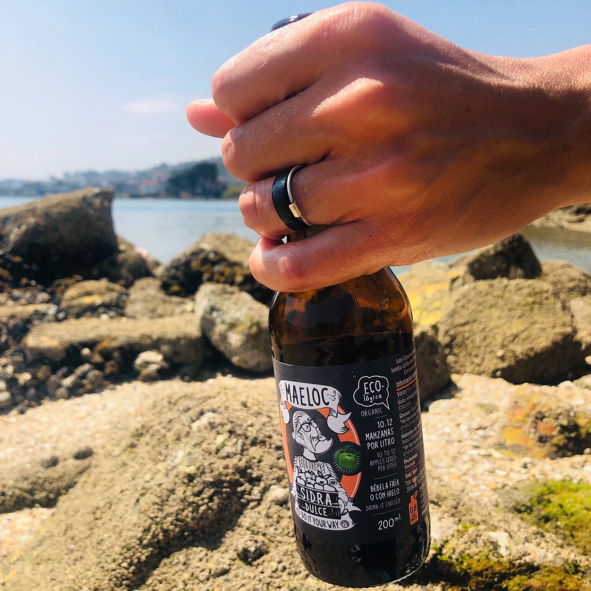 maelocway's tweet photo. Llega el fin de semana… ¡Comiénzalo tomando una sidra dulce #Maeloc!
#Maeloc #cosechadeGalicia #sidra #sidradulce #sidragallega #sidramaeloc #wemaeloc https://t.co/UnKiFSBdDw