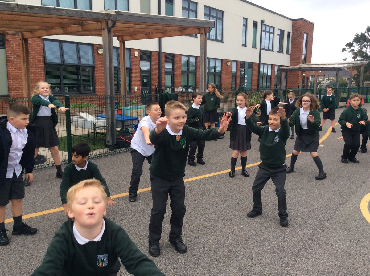 Year 4 had a great Fitness Friday today as we raced ‘up the ladder’ as fast as we could. Lots of 😃 <a href="/BDPE_Out/">Bedford Drive PE & Outdoor Learning</a> <a href="/Wellbeing_BDPS/">Mental Health and Wellbeing @ Bedford Drive</a>