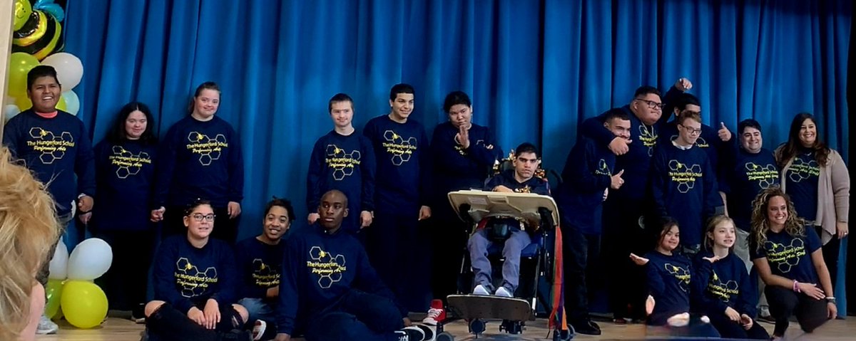 LCBcec31's tweet photo. "Why be ordinary when you can be extraordinary" #webelong #elevateD31 #D75strong #togetherisbetter https://t.co/9WYGAODmB0