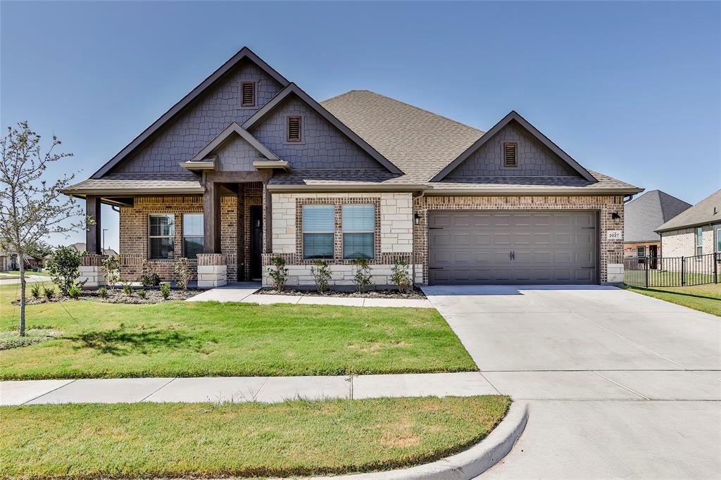 AndersonTeam1's tweet photo. New Listing! $530,000.00, 3BR, 3BA, 2027  Spieth Street, Granbury, TX 76048, Full Details https://t.co/H2v0CwbbFG https://t.co/CaM8Ews5rb