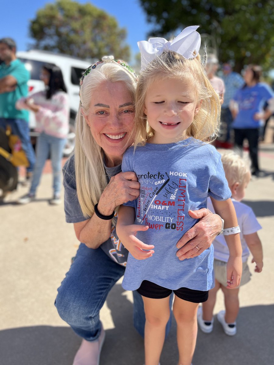 karenirons's tweet photo. White Cane Day! 🤍Presley ⁦@FISD_ECS⁩ ⁦@friscoisd⁩ #ECSstory https://t.co/Lqv9TSsAL7