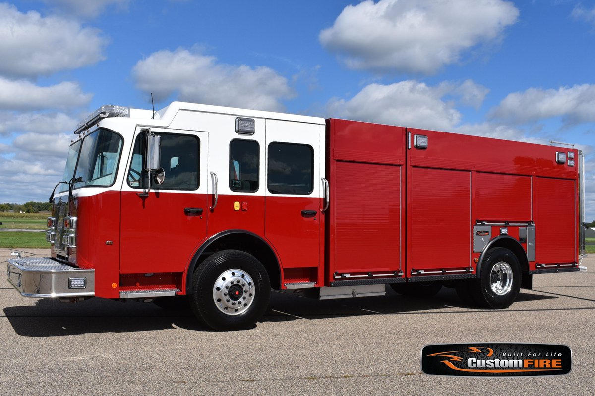 CustomFIREApp's tweet photo. This #Pumper #Demo built by CustomFIRE has been sold to the Fall Creek Area Fire District but is available for demonstrations at your #FireDepartment through November.  Contact our sales team at sales@customfire.com or call our office at 800-443-8851. https://t.co/ZQn1yOXGu6