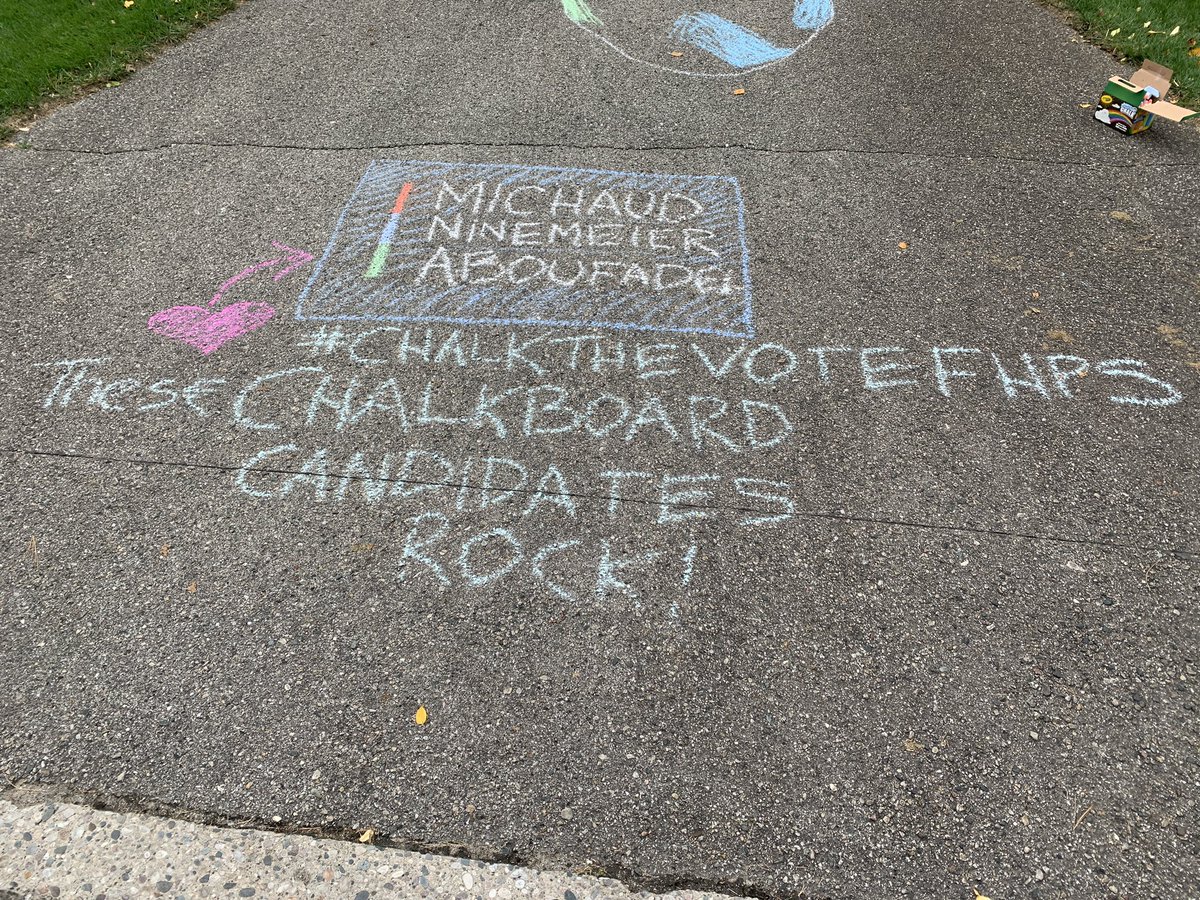 supportfhps's tweet photo. #chalkthevote #chalkthevotefhps Flip over your ballot to vote for these nonpartisan offices on the ballot! If you vote straight ticket it leaves off school board https://t.co/d9W0HENXZx