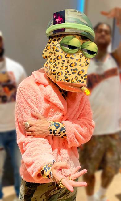 lol I like this

pic by <a href="/paperdstudio/">PaperD 🐊</a>

#RAYC #RareApepeYC #NFTFam