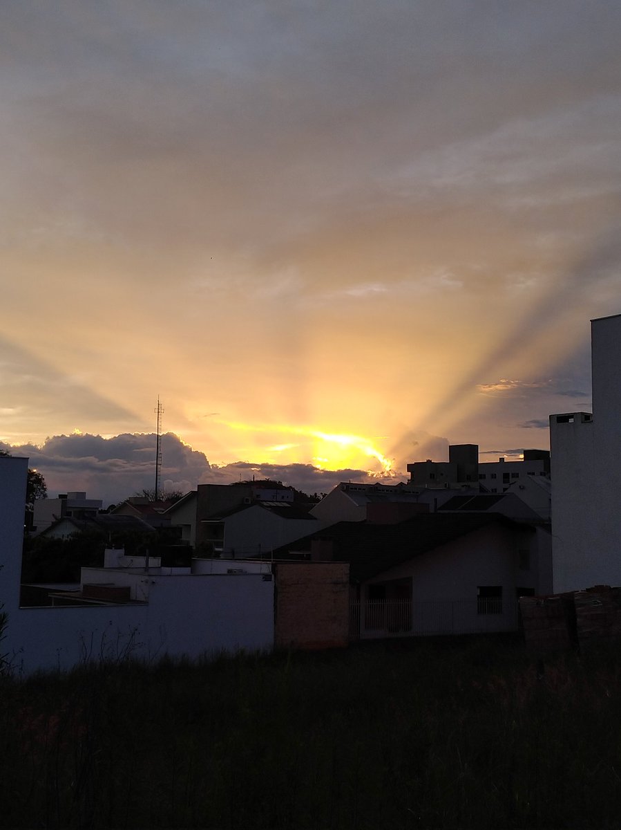 luceliodasilva's tweet photo. 😍😍👏👏 um breve espetáculo... https://t.co/DnsmpHdETT