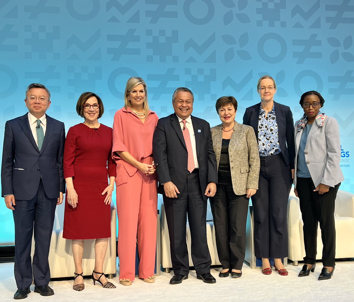 BIS_org's tweet photo. “Introducing a #CBDC is not a universal solution. It has to come in a package with digital and financial literacy and identity, among other things. For that, public and private sectors have to work together.” Cecilia Skingsley, #BISInnovationHub Head #IMFMeetings #DigitalMoney https://t.co/zYJSD9ir8Q