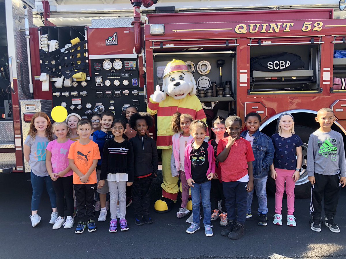 Mrs. S's 1st Graders tweet media