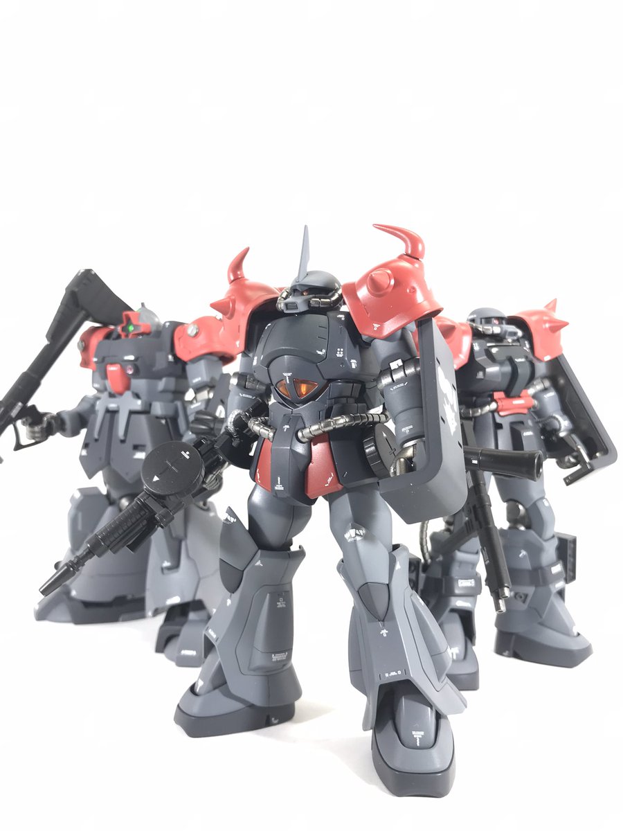 KOSSER8's tweet photo. ジオン地上軍 混成部隊を作ってみました。#ガンプラ #グフ #ザク #ドムトローペン https://t.co/bT7wM48LwS
