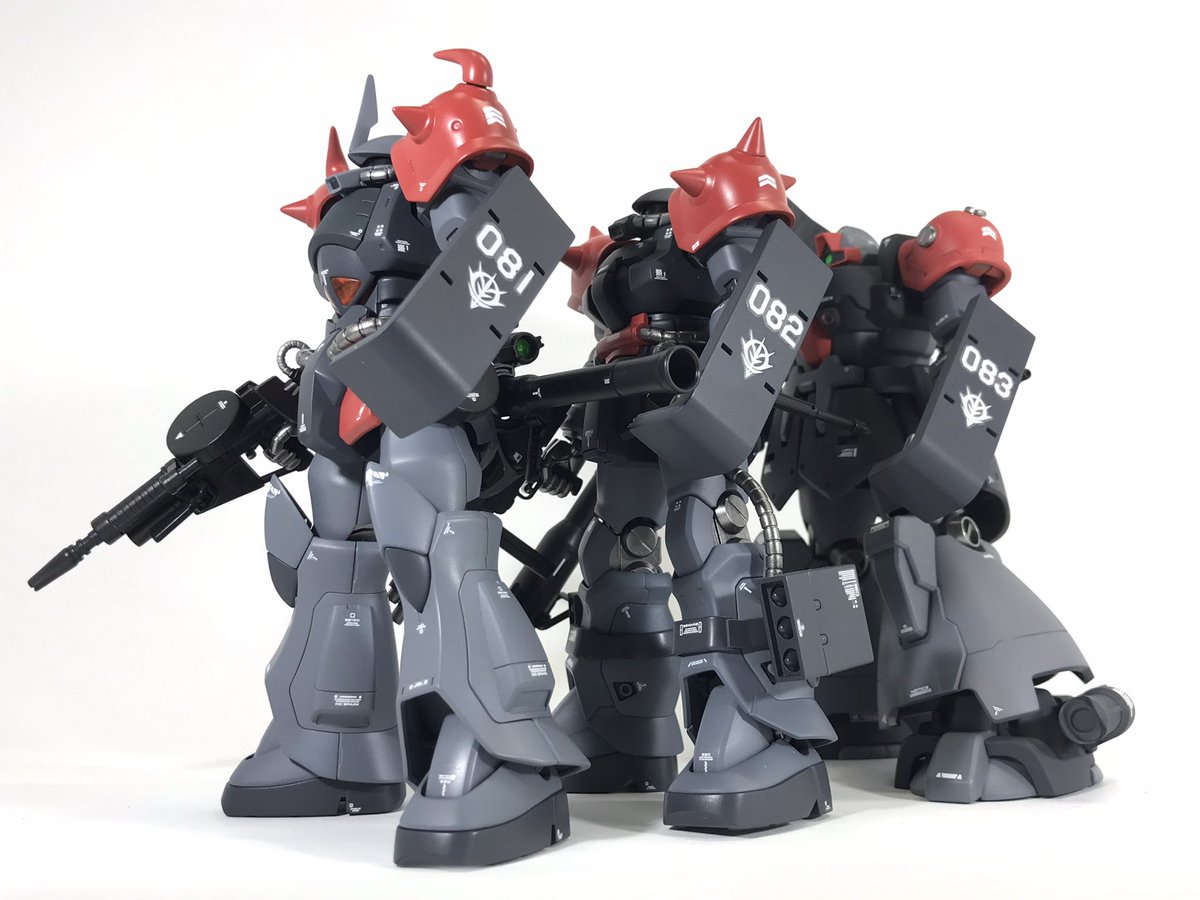 KOSSER8's tweet photo. ジオン地上軍 混成部隊を作ってみました。#ガンプラ #グフ #ザク #ドムトローペン https://t.co/bT7wM48LwS