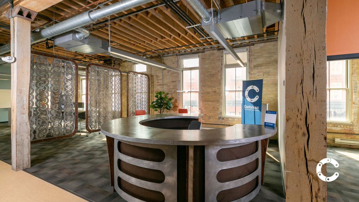 continuus_tech's tweet photo. Did you know? We moved into our office in January 2019 and have expanded twice since; once in March 2019 and again in early 2020! Thank you so much to Laurelyn, owner of My Brand Photographer, for stopping in to capture our favorite spot in Milwaukee's @ThirdWardMKE 🙌 https://t.co/V0PqDpzSQ4